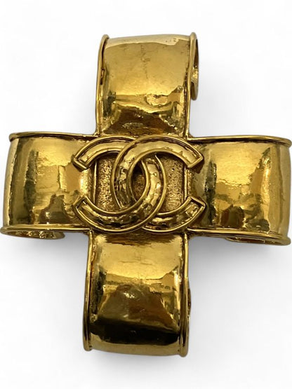 Chanel 94P Coco Mark Cross Brooch Gold