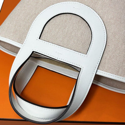Hermes in the Loop 18 Toile Ash Veau Ecru Silver Handbag