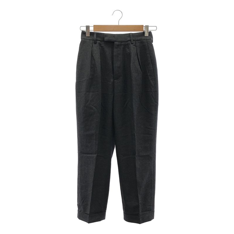 Celine - Wool 2-tuck Roll-up Pants - 34 - Black - Women