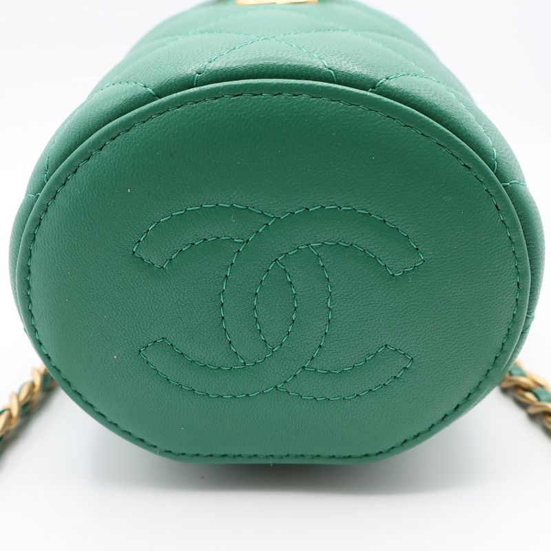 Chanel Mini Vanity Bag Green Lambskin Chain Shoulder Gold Hardware