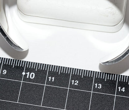 Tiffany & Co Bangle SV Elsa Peretti Small Bone Cuff Bangle Medium For Right Hand