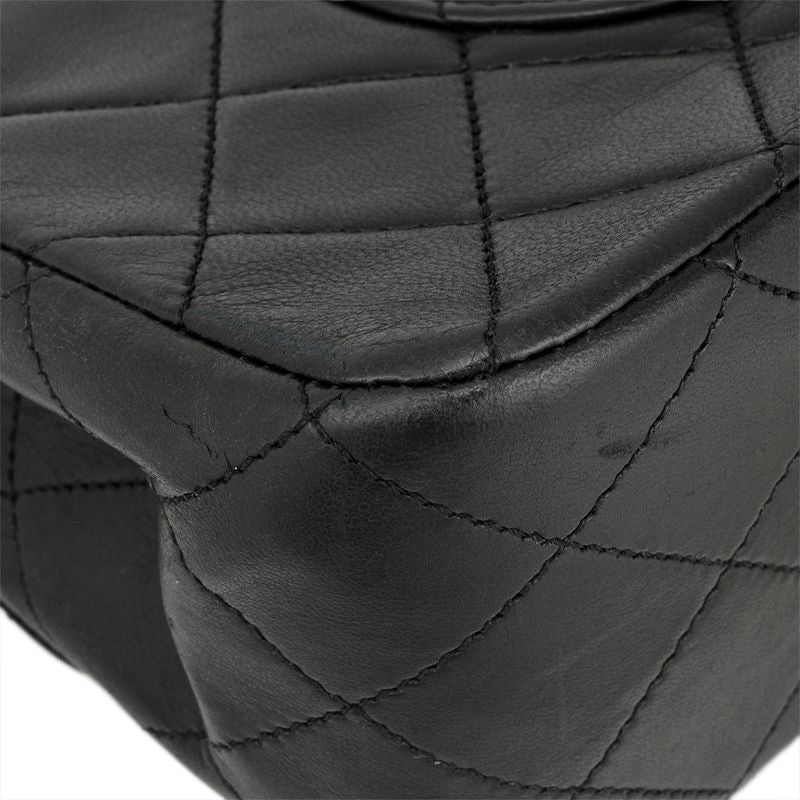 Chanel Matelasse 25 W Flap Chain Shoulder Bag Lambskin Black Gold Hardware Coco