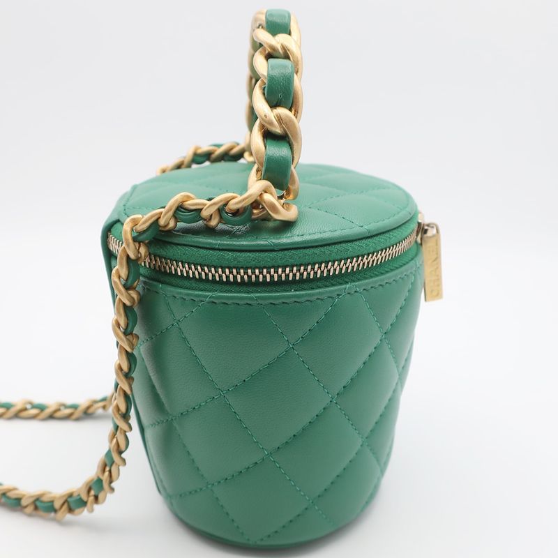 Chanel Mini Vanity Bag Green Lambskin Chain Shoulder Gold Hardware