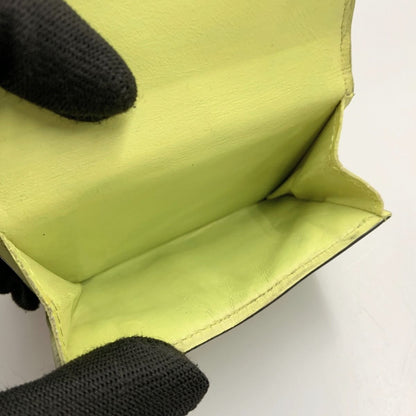 Louis Vuitton M67629 Yellow