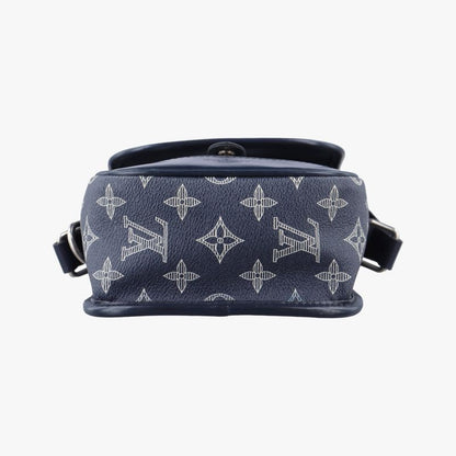 Louis Vuittonmonogram Savannah Messenger BB Monogram Savannah Monogram Canvas