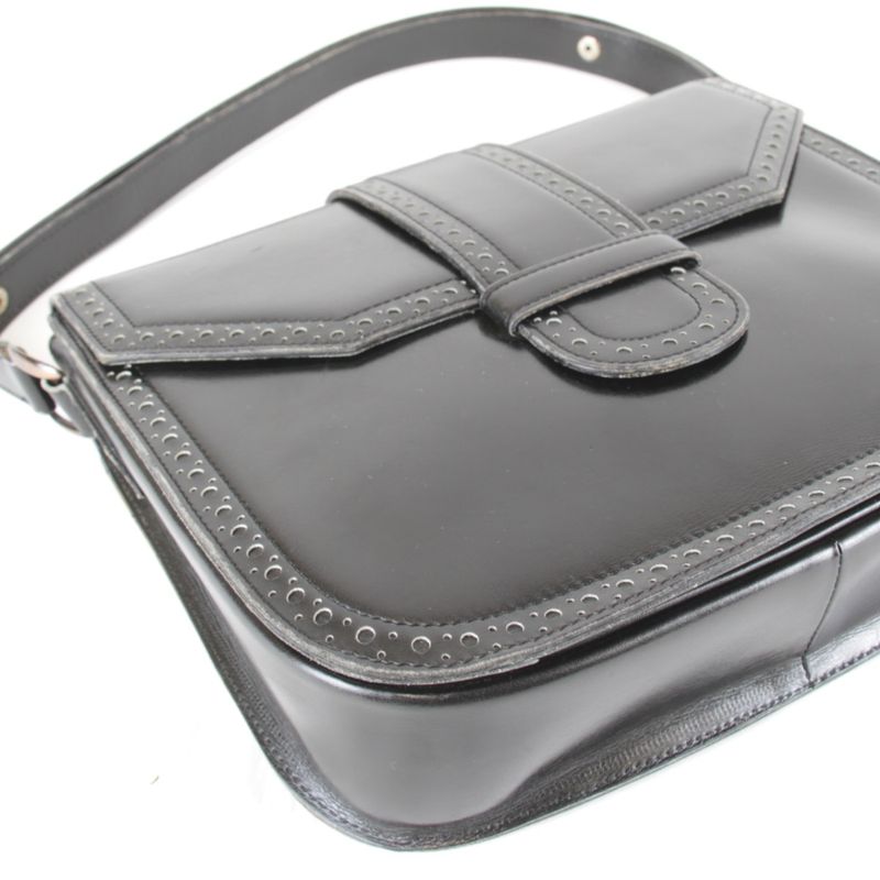 Yves Saint Laurent One Shoulder Bag Shoulder Bag Leather Black