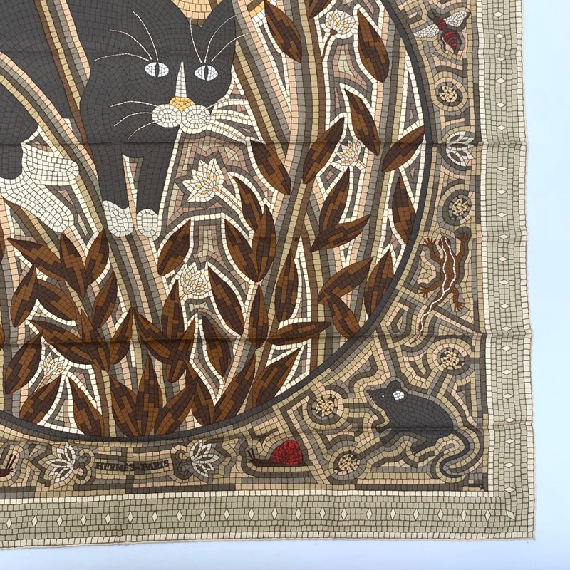 Hermes Carre 90 CAVE Felem Note The Cat Beige Scarf 100% Silk