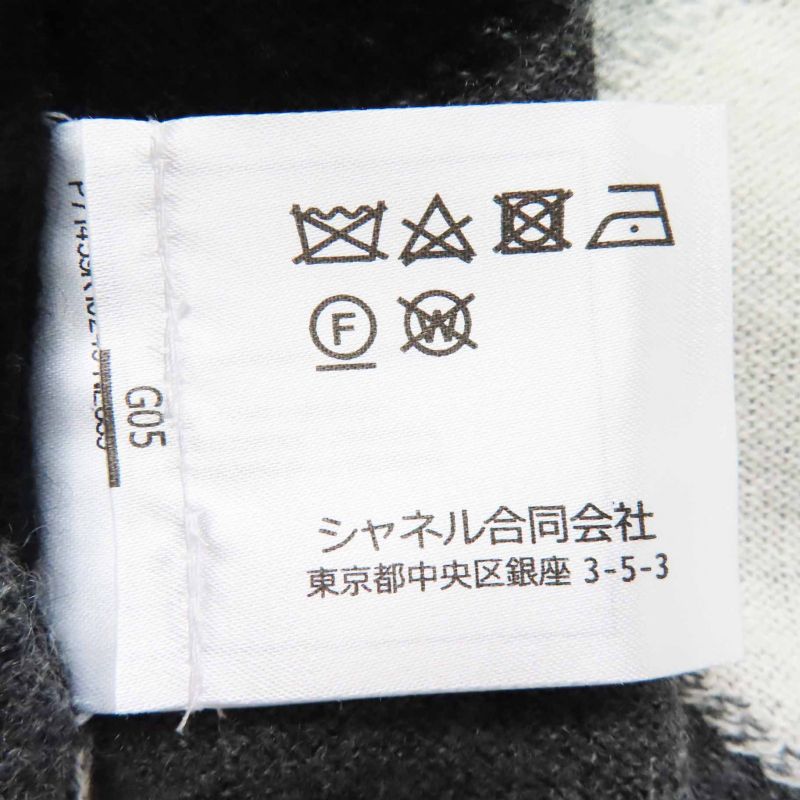 CHANEL P71459 100% Cashmere With Coco Mark Plate Coco Mark Diamond Pattern