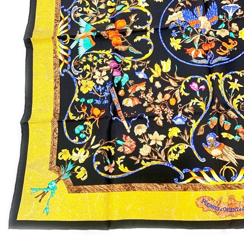 Hermes Silk Carré 90 Pierres D' Orient Et D' Occident Oriental and Western