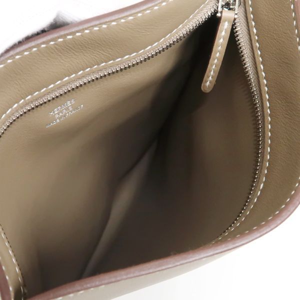Hermes Pot Chien Plus U Engraved Etoupe Swift Shoulder Bag Body Bag Chaine