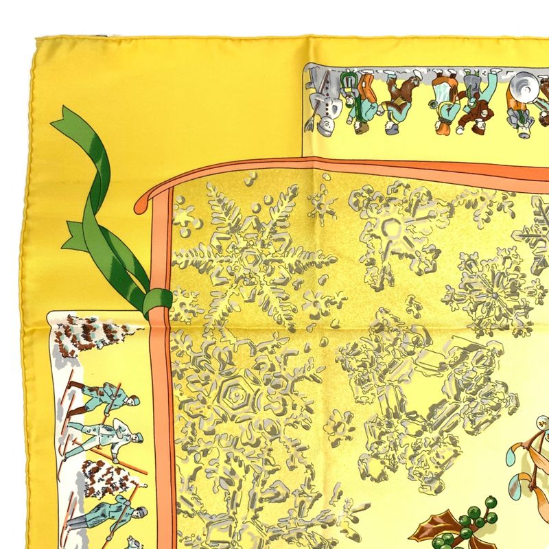 Hermes Carre 90 Neige D'antan Last Year's Snow Yellow Christmas Silk Scarf