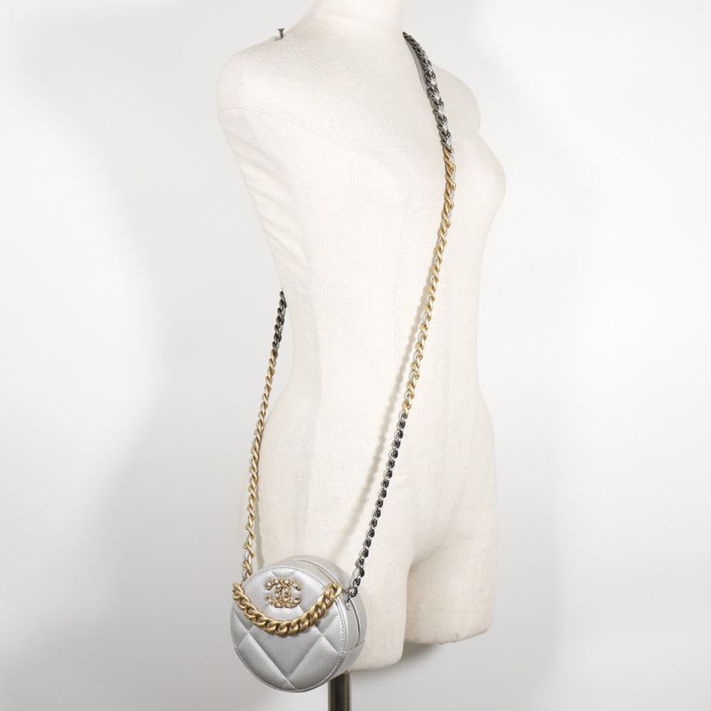 Chanel 19 Chain Clutch Ap0945 Calf Silver Ladies Shoulder Bag