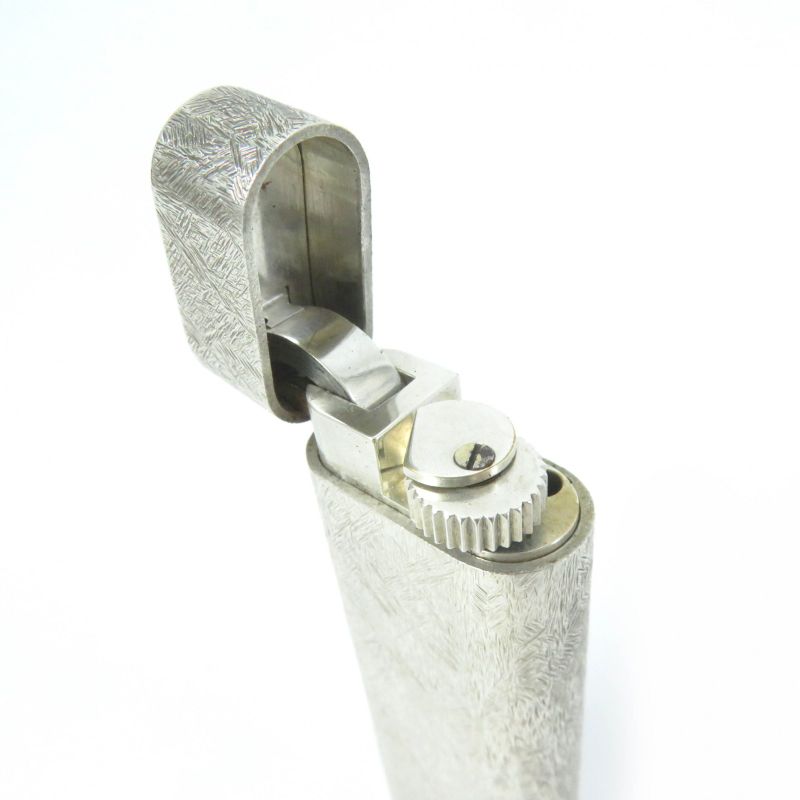 Exterior Good Cartier Oval All-over Roller Gas Lighter Silver Swiss Made Men's