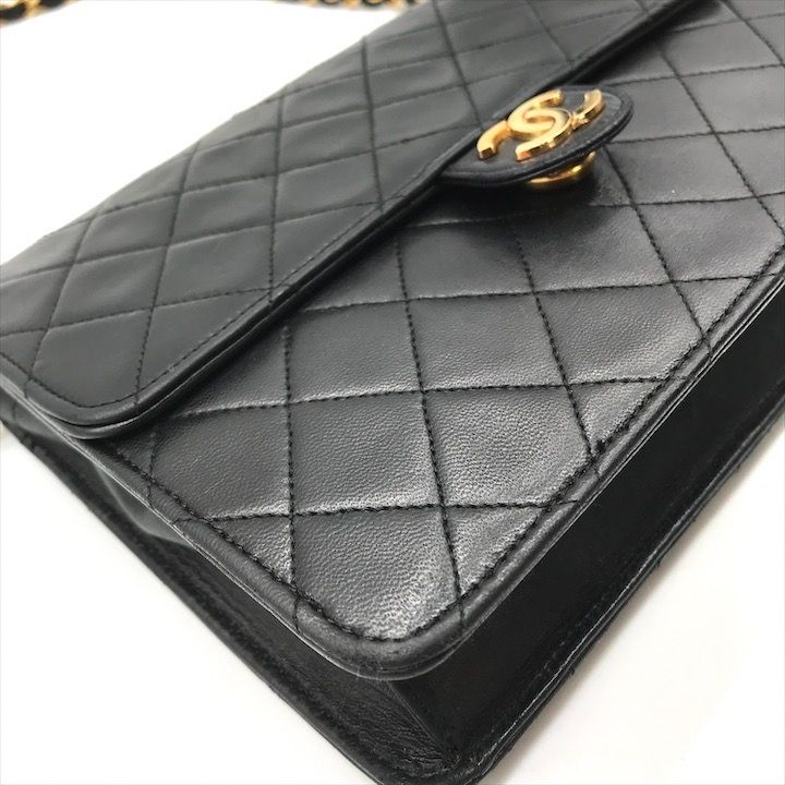 Chanel Quilted Lambskin CC Logo Push Lock Chain Shoulder Bag Black