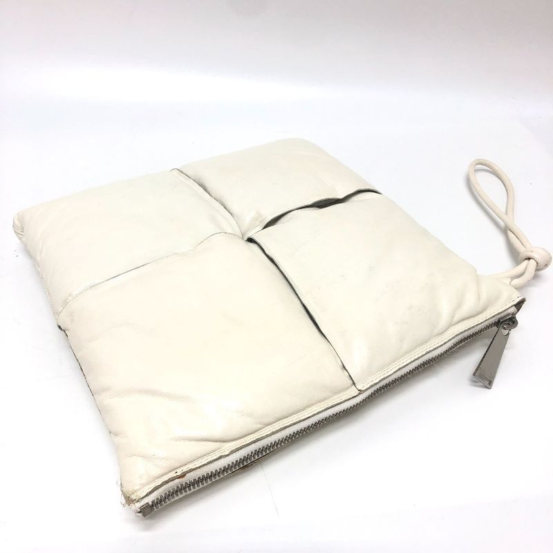 Bottega Veneta Clutch Bag Maxi Intrecciato Leather White