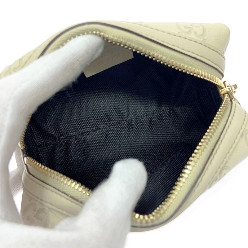 Gucci 153228-2888 Gucci Guccissima Leather Pouch Beige 400751 Pouch