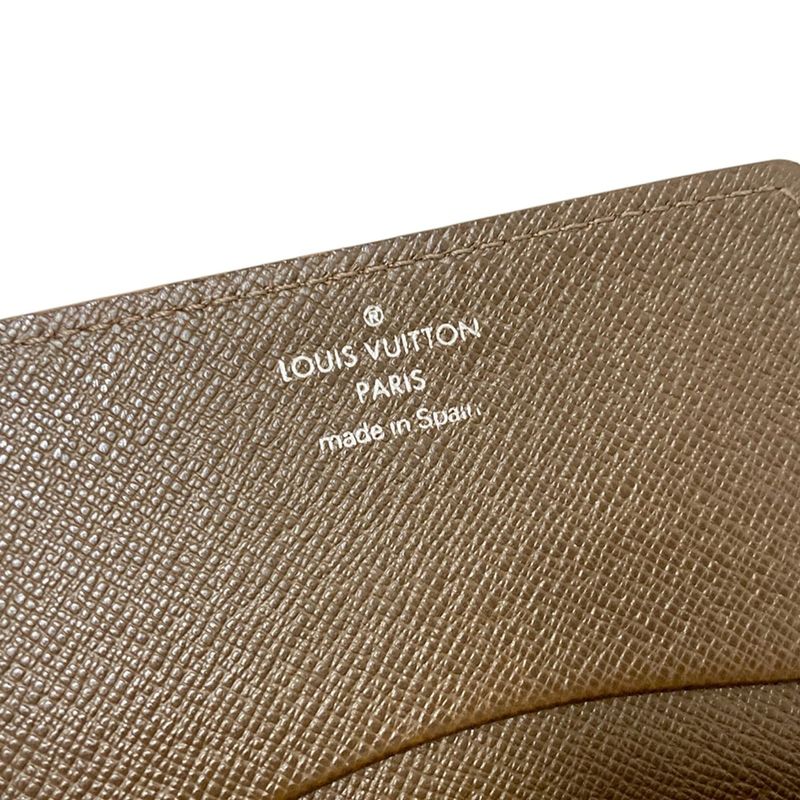 Louis Vuitton Business Card Case Taiga Enveloppe Carte De Visite M30928 Grizzly