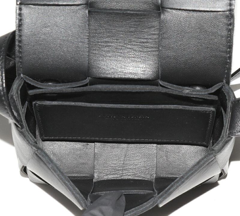 Bottega Veneta Shoulder Bag Pochette Cassette Candy Maxi Intrecciato Lambskin