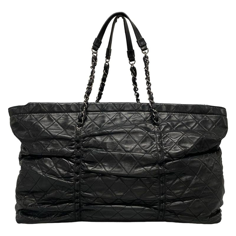 Chanel Shoulder Bag Matelasse Black Silver Hardware / Chain Shoulder / Gathered