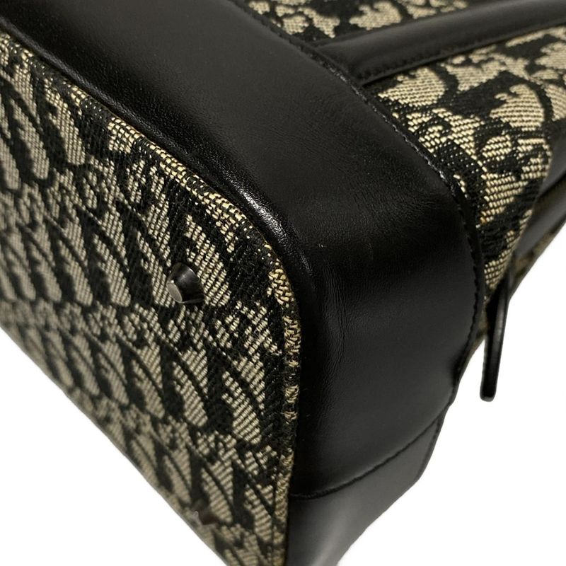 Dior/christian Dior Handbag Trotter Ivory X Dark Navy Leather