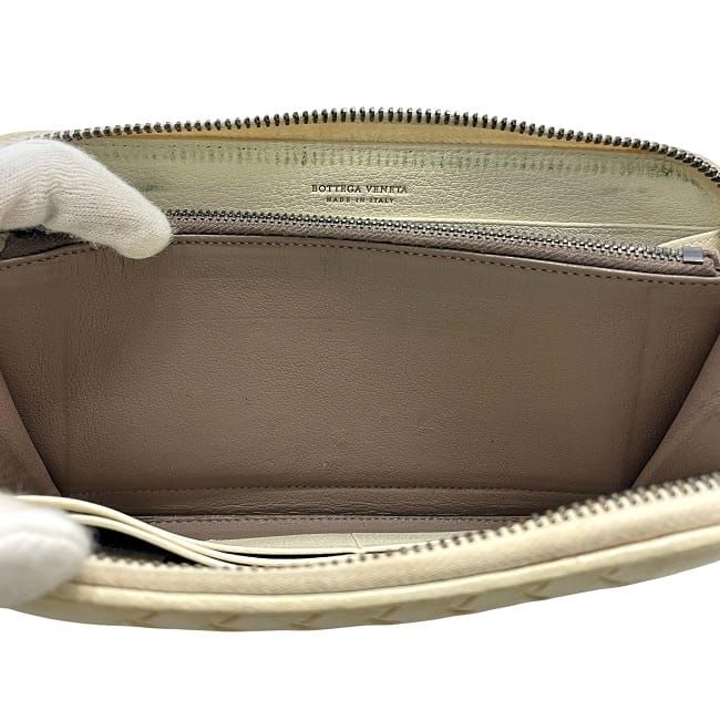 Bottega Veneta Round Zipper Long Wallet Cream Intrecciato Wallet