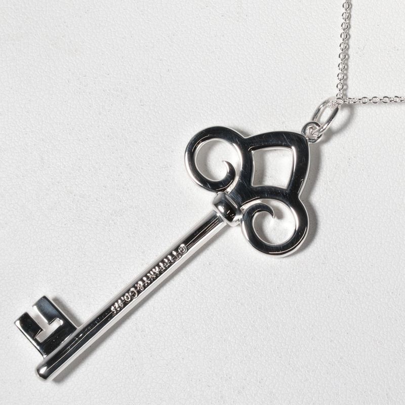 Tiffany & Co Fleur De Liskey 925 Silver Ladies 11.48g Necklace