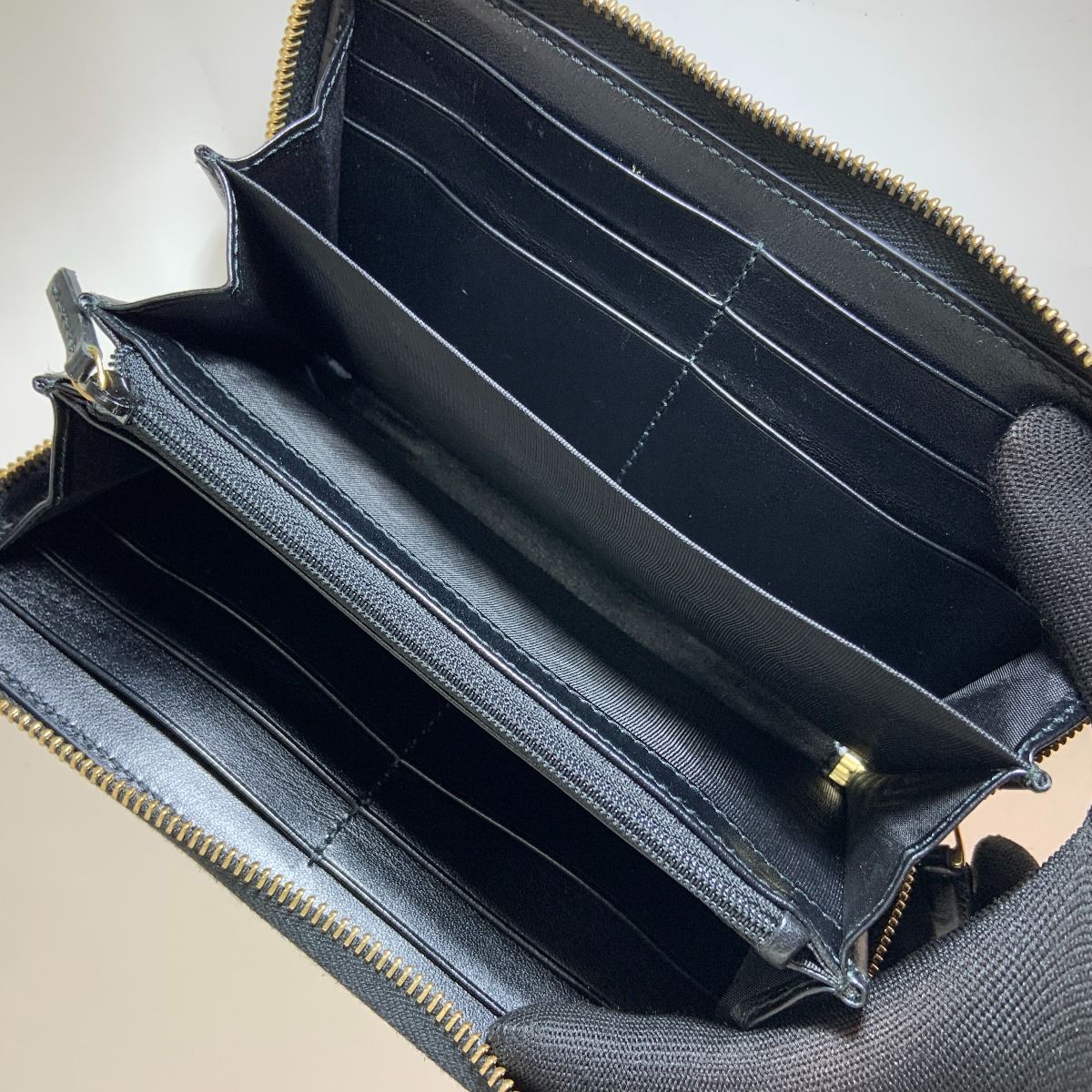 Gucci Logo Zip Around Wallet Round Zipper Long Wallet 547591 Black