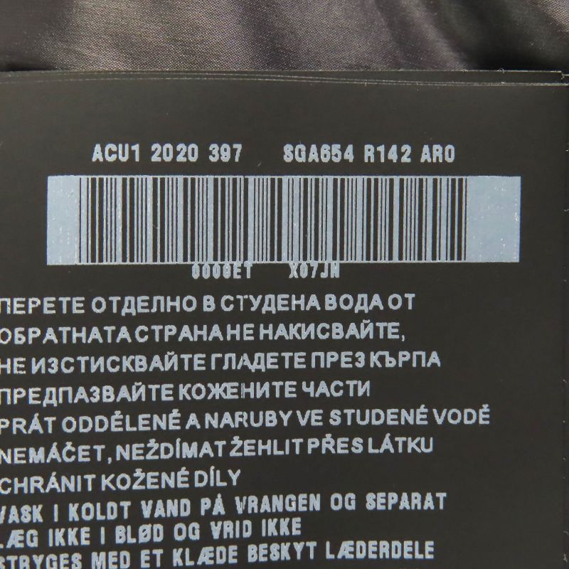 Prada 2020 Sga654 Triangle Logo Triangle Plate Hooded Down Jacket Black 52