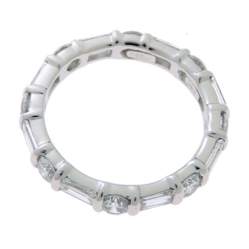 Harry Winston Round Emerald Cut Bar Set Ring