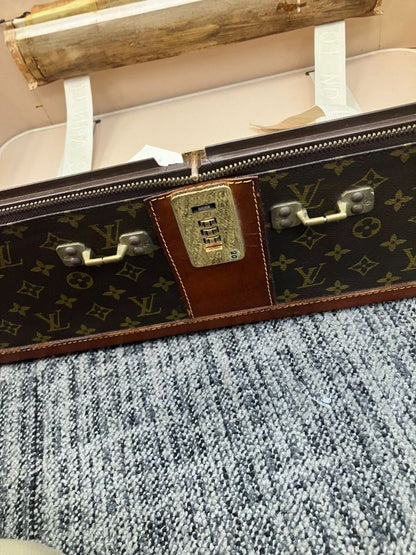 Louis Vuitton Stratos Monogram Vintage Trunk : Y0944