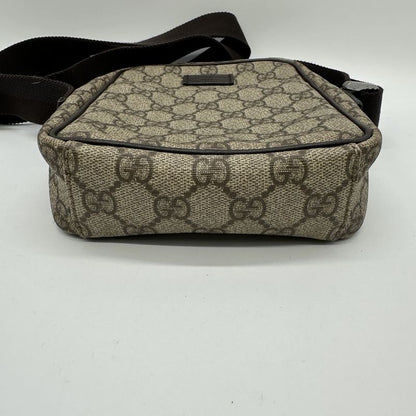 Gucci 122754 Shoulder Bag GG Supreme Brown Beige Ladies Men Fashion Vintage
