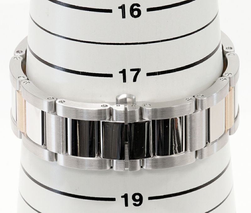 Cartier Calibre De Cartier W7100036 Men's