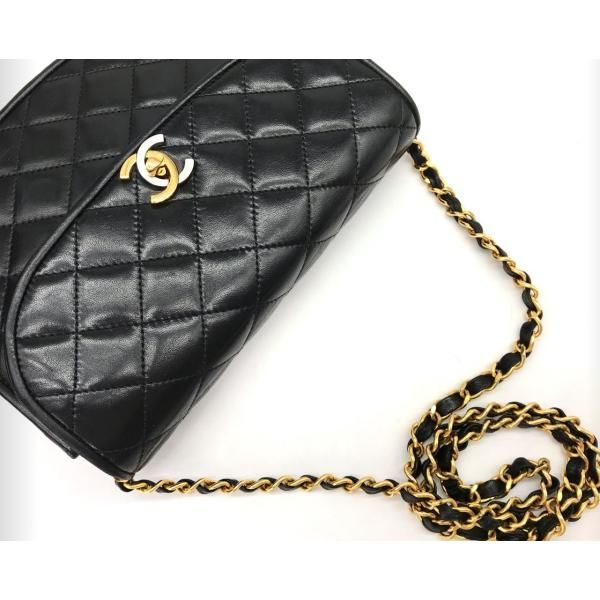 Chanel Quilted CC Logo Turnlock Limited Edition Chain Shoulder Bag Black