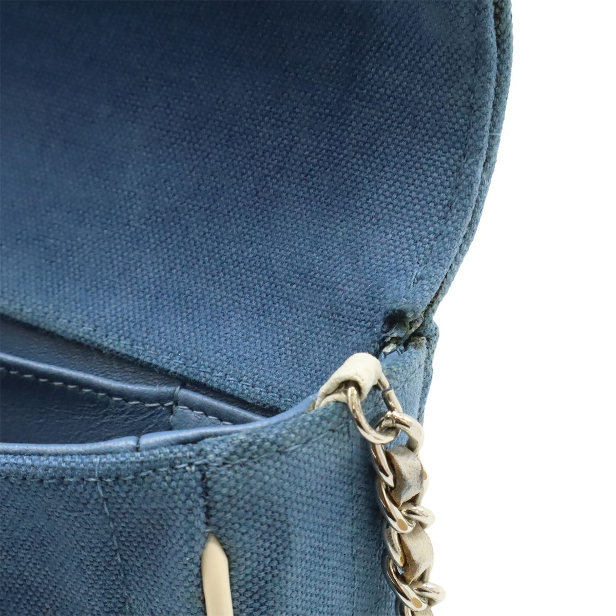 Chanel Chocobar Chain Shoulder Shoulder Bag One Shoulder Shoulder Canvas