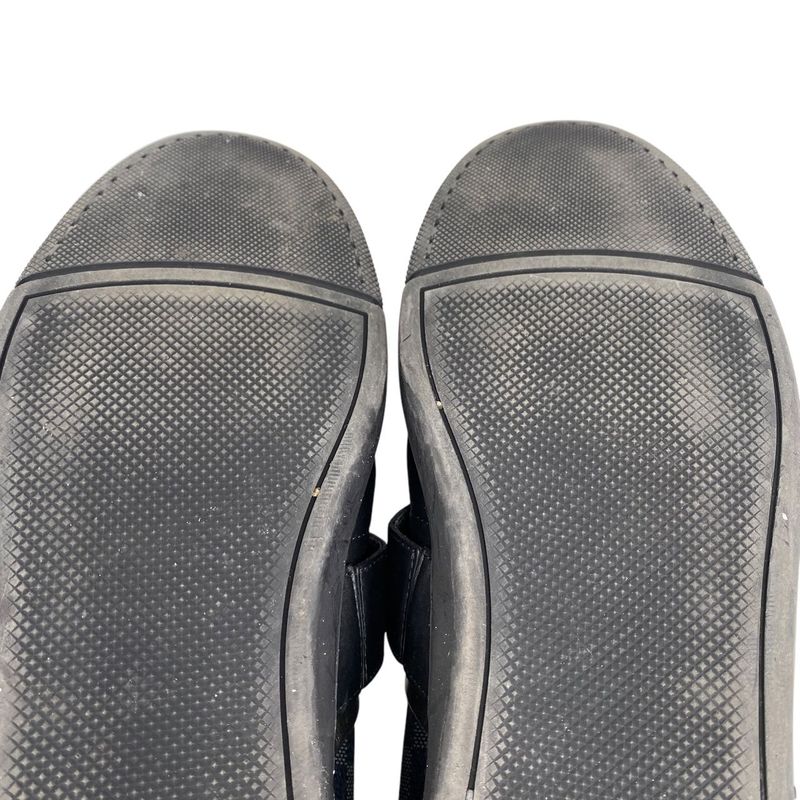 Em0441 Louis Vuitton Graphite Low Cut Sneakers Size 7 Preowned
