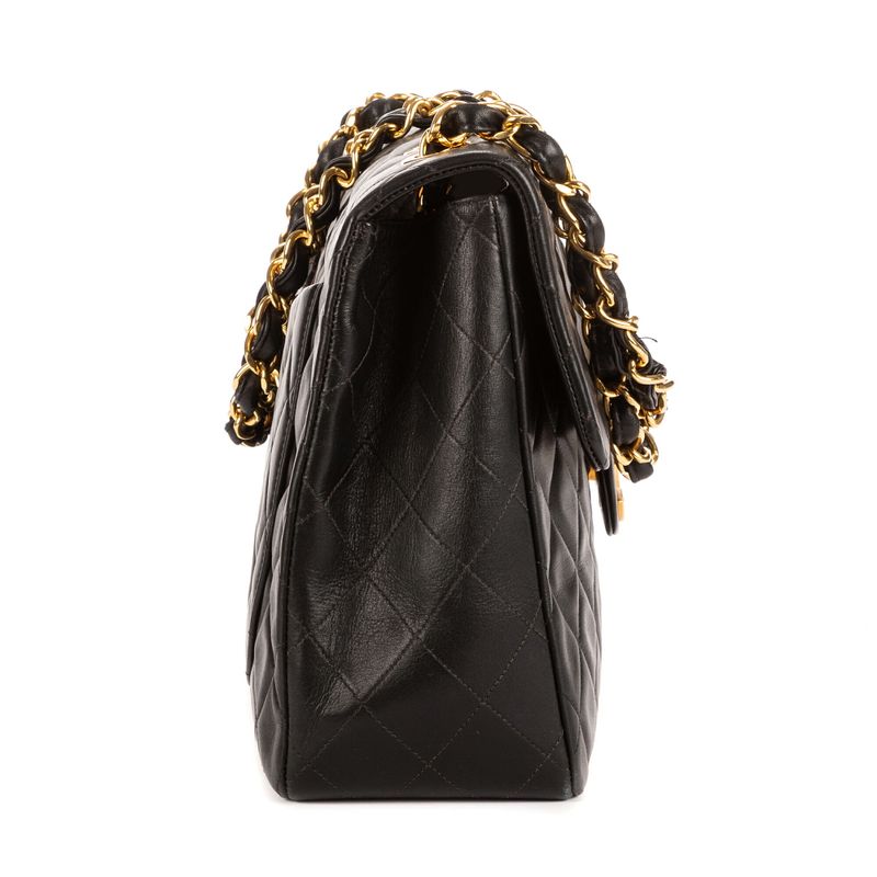 Chanel Maxi Jumbo Vintage Single Flap Black Smooth Scuff Zar A