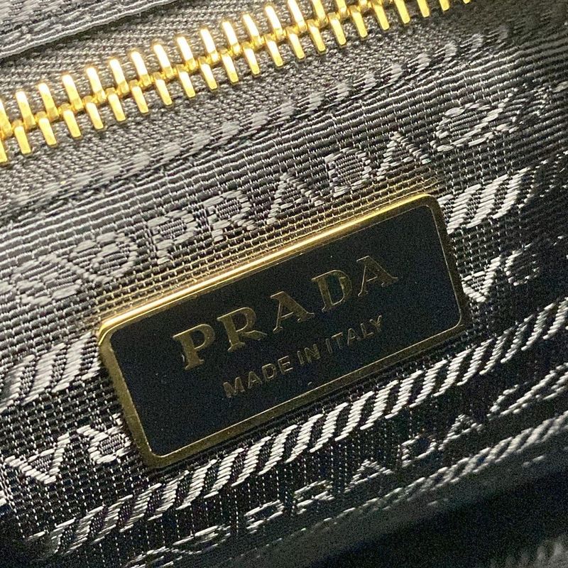 Prada Shoulder Bag Emme Large 1bc232 Black Re-nylon Leather