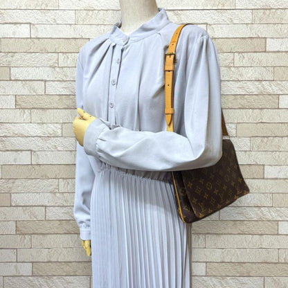 Louis Vuitton Musette Tango Short Monogram Shoulder Bag Monogram Canvas M51257