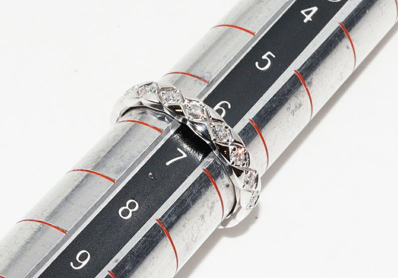 Chanel Ring 18K White Gold 18p(034ct) Diamonds Coco Crush Marriage Ring J11871