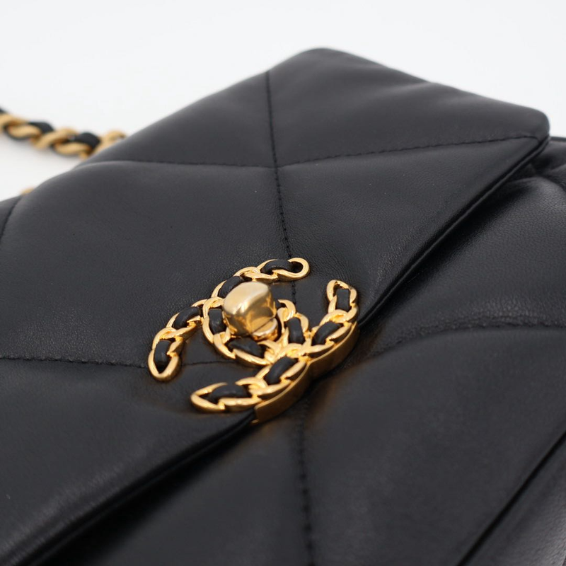 Chanel 19 Leather Chain Shoulder Bag