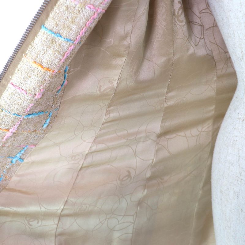 CHANEL Vintage 01P P17594 Stand Collar Tweed Coat With Coco Mark Buttons Beige