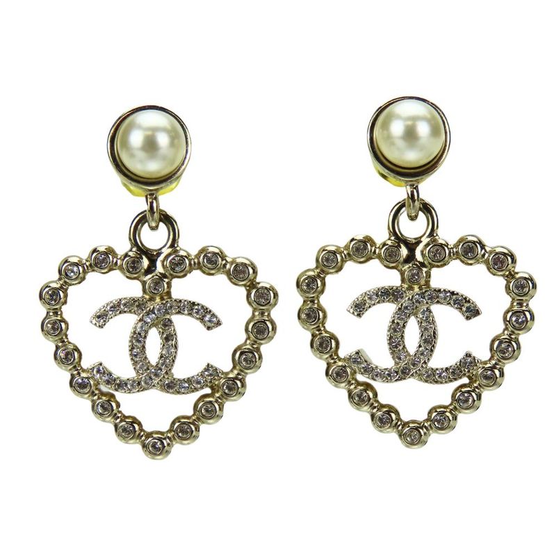 Chanel Earrings Coco Mark Metal Silver Heart Rhinestone C25P Ladies Women Chanel