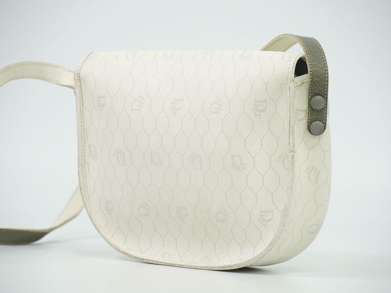 Authentic Christian DIOR Honeycomb Pattern Shoulder Bag Pochette PVC White Bag