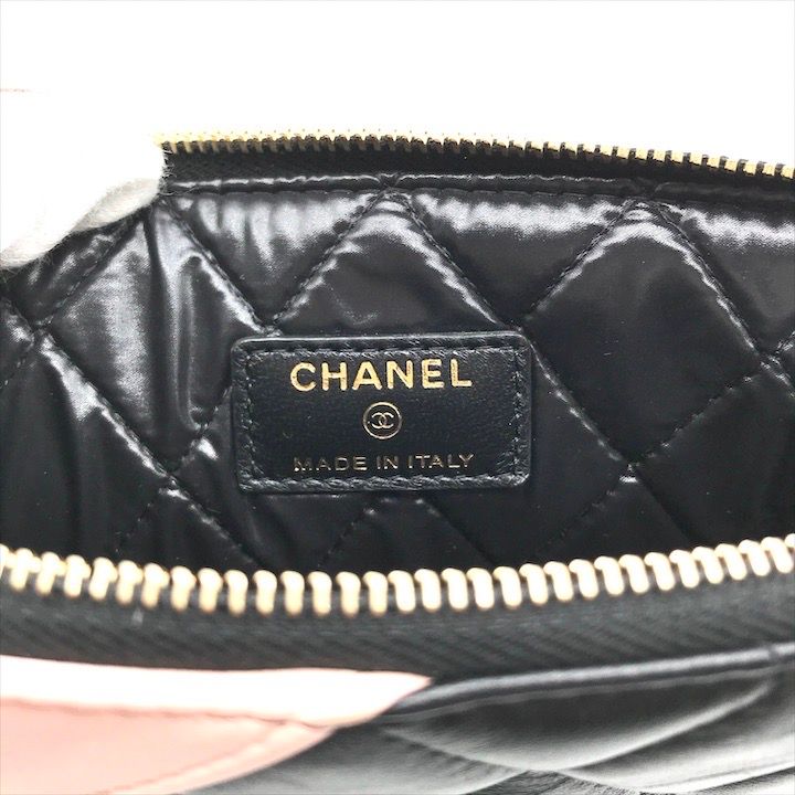 Chanel CC Logo Quilted Camellia Lambskin Clutch Black Pink Case