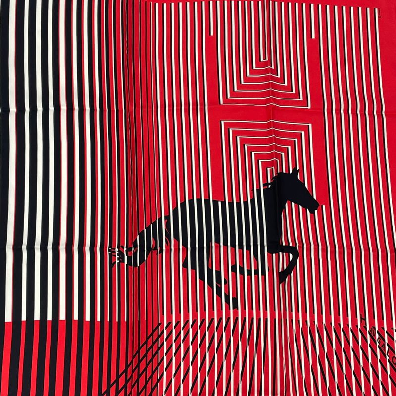 Hermes Carre 90 Mouchoir Imprime H AU Galop Horse Print Red