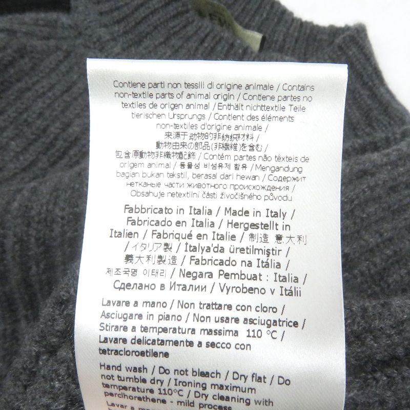 Fendi 2021 Fzy496 100% Cashmere Long Sleeve Knit Sweater With Logo Plate Grey