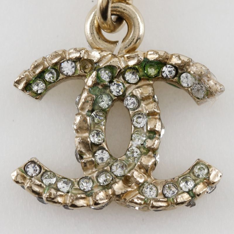 Chanel Coco Crocodile Motif Metal And Rhinestone Silver Ladies 126.3g Necklace