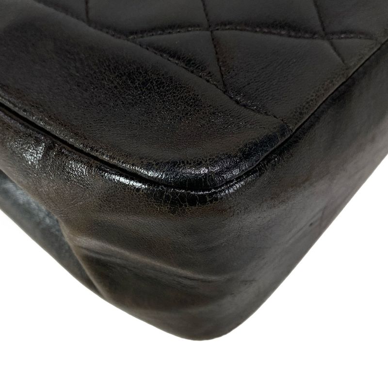 Chanel Shoulder Bag Diana Flap Matelasse A01165 Black Gold Hardware / Chain