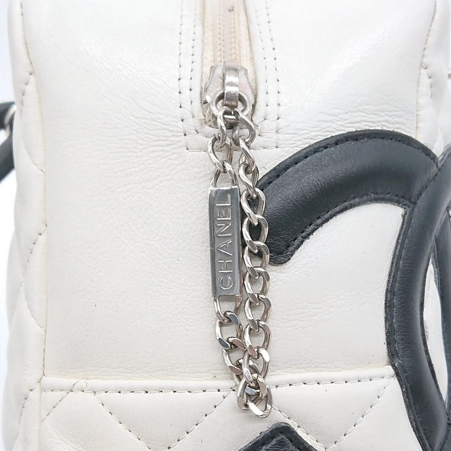 CHANEL Cambon Quilted Ligne Shoulder Bowling Bowler Bag Tote White