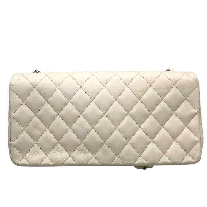 Chanel CC Logo Turnlock Lambskin Chain Shoulder Bag White Purse
